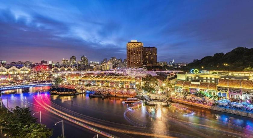 Vintage Inn @ Clarke Quay Сингапур Екстериор снимка